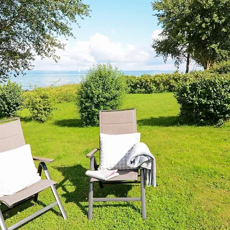 Three-bedroom Holiday In 3 *